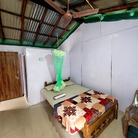 Om D S Cafe 51 & Beach Stay Gokarna  Dış mekan fotoğraf